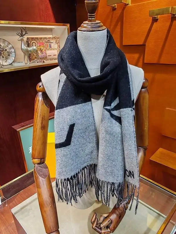 LV scarf 192X32.5cm 90%绵羊毛10%山羊绒 E29 (3)